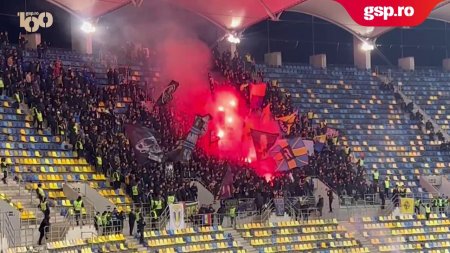 FCSB - Petrolul Ploiesti » Show pirotehnic oferit de fanii Petrolului