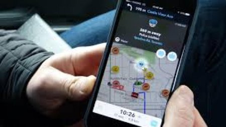 Vesti bune pentru soferi. Waze introduce noi functii pentru circulatia rutiera