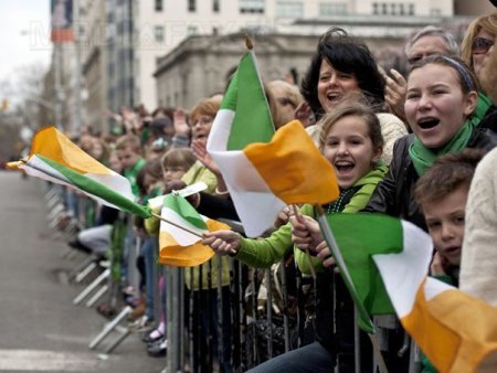 Referendum: irlandezii au decis sa pastreze in Constitutie sintagma locul femeii este in casa