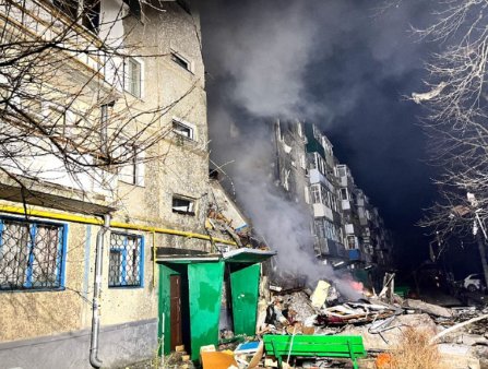 LIVETEXT Razboi in Ucraina, ziua 749 | Sute de explozii in urma atacurilor din regiunea Sumi, in ultima zi. Incendiu la o rafinarie din vestul Rusiei