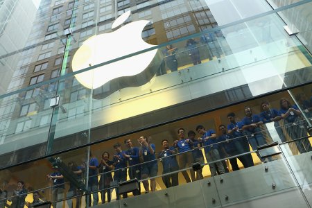 Apple a cumparat un start-up specializat in tehnologii de AI pentru eficientizarea productiei