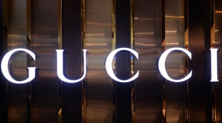 Actiunile grupului francez de lux Kering s-au prabusit deoarece Gucci inregistreaza o scadere a vanzarilor