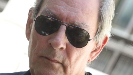 Scriitorul american Paul Auster a murit la varsta de 77 de ani