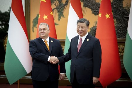 Xi Jinping se intalneste cu Viktor Orban la Budapesta. Liderul ungar a vorbit cu Volodimir Zelenski inainte de intrevederea cu presedintele Chinei