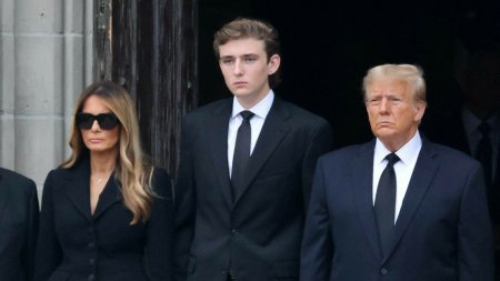 Barron Trump, fiul cel mic al lui Donald Trump, delegat al Floridei la Conventia Nationala Republicana