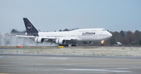Zborul Lufthansa de la Frankfurt la <span style='background:#EDF514'>CHICAGO</span> a fost intrerupt din cauza unui miros ciudat aparut in cabina