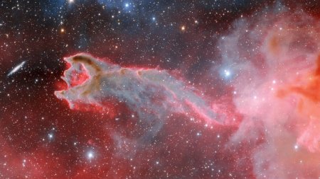 Mana lui Dumnezeu, fenomen cosmic rar, la 1.300 de ani-lumina de Pamant, surprinsa de un te<span style='background:#EDF514'>LESCO</span>p