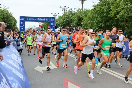 10.000 de alergatori la startul OMV Petrom Bucharest HLF MARATHON 2024