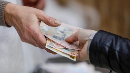 Pensiile mici vor creste semnificativ din septembrie: Cine va beneficia cel mai mult?