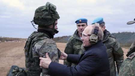 The Telegraph: Spionii lui Putin si luptatorii Wagner recruteaza batausi de extrema-dreapta pentru a lansa atacuri teroriste in tari NATO, inclusiv in Romania