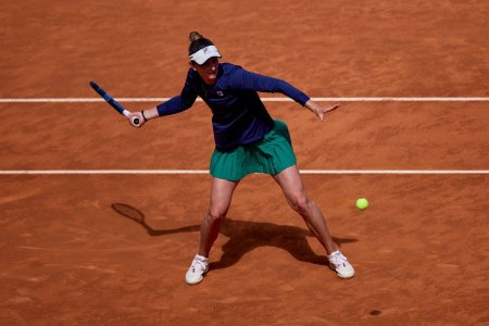 Irina Begu o infrunta pe <span style='background:#EDF514'>DANIELLE</span> Collins pentru calificarea in sferturile de finala la Roma