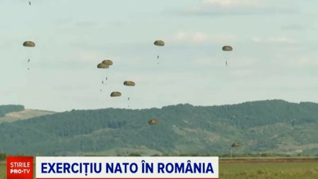 Peste 1.000 de militari au sarit cu parasuta la Campia Turzii, in cadrul celui mai amplu exercitiu NATO dupa Razboiul Rece