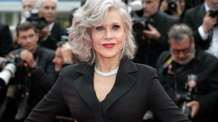 Jane Fonda a furat toata atentia la Festivalul de la Cannes. Actrita de 86 de ani a avut o aparitie radianta. GALERIE FOTO