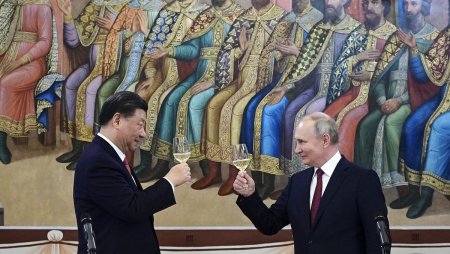 Putin anunta ca Rusia si China sunt mai prietene ca niciodata: Politicienii chinezi sunt intelepti si <span style='background:#EDF514'>VIZIONARI</span>