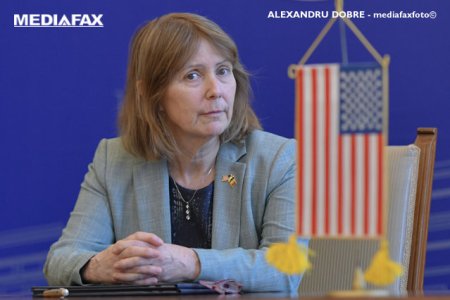 Ambasadoarea SUA la Bucuresti: Romania devine mai stabila, mai transparenta si mai predictibila pentru investitori. Aderarea la OECD va fi un mare salt inainte. Cine are viza de America sa vina sa si-o reinnoiasca chiar daca este luata anul trecut.