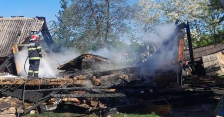 Un barbat a murit intr-un incendiu care i-a cuprins casa, la Suceava. De la ce a pornit focul