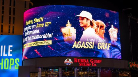 Andre Agassi si Steffi Graf vor juca un meci demonstrativ in Romania. Ce mesaj le-au transmis organizatorii Sports Festival