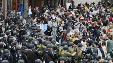 Protest violent la o universitate din SUA. Manifestantii cer incetarea focului in Gaza si protejarea vietilor civile