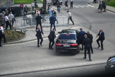 Robert Fico, in continuare in stare grava, dar stabila dupa tentativa de asasinat