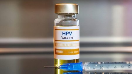 Vaccinarea impotriva HPV reduce cu 90% din cazurile de cancer de col uterin | Studiu