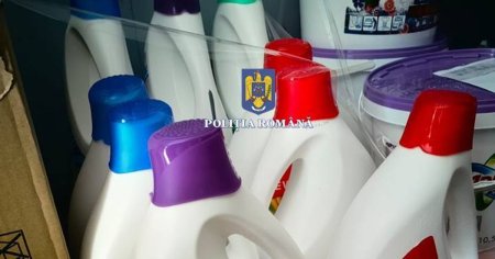 Mafia detergentilor. Politistii au confiscat o cantitate uriasa de produse contrafacute la Suceava