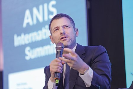 Interviu ZF. Fabrice Le Saché, vicepresedintele celei mai mari asociatii de business din Franta: Avem nevoie de voi, prieteni si lideri de business din Romania, la nivel european, pentru legi smart