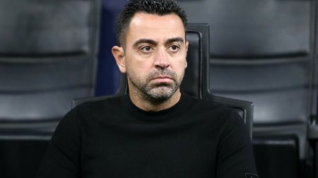 Antrenorul Xavi Hernandez ar urma sa plece de la <span style='background:#EDF514'>FC BARCELONA</span>. Echipa are nevoie de stabilitate si timp