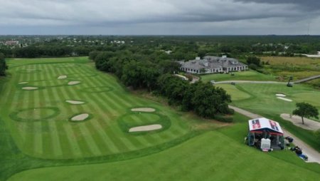 Numarul 1 mondial la golf, retinut de politie inainte de runda a doua a PGA Championship