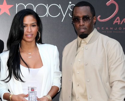 Sean Diddy Combs, filmat cand o loveste pe Cassie Ventura, fosta sa iubita. Imaginile din 2016 confirma acuzatiile cantaretei | VIDEO