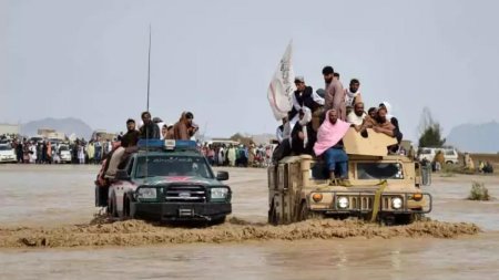 Inundatii in Afganistan. Zeci de oameni au murit si mii de case au fost distruse