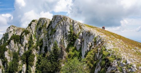 Unde in Romania se afla Raiul iubitorilor de trasee montane. Privelistea locului iti va taia respiratia. VIDEO