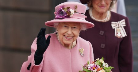 Cum a ajuns Regina Elisabeta a II-a la 96 de ani. <span style='background:#EDF514'>SANDWICH</span>-ul simplu, dar sanatos, pe care il manca mereu monarhul Marii Britanii