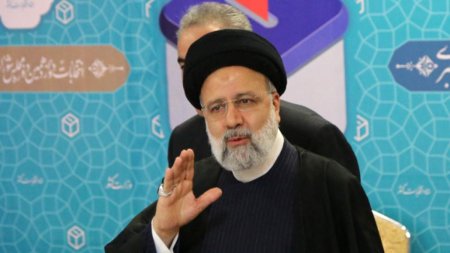 Haos in Iran: Televiziunea de stat a anuntat gasirea elicopterul prabusit. Semiluna Rosie neaga informatia