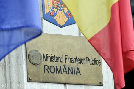 Ministerul Finantelor: Numarul angajatilor la stat a scazut