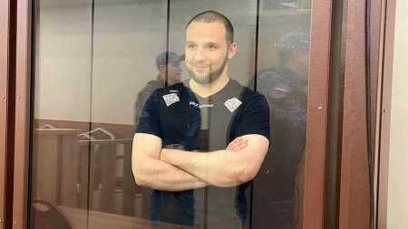 Un tanar rus a primit o pedeapsa record de 25 de ani de inchisoare pentru ca ar fi vrut sa dea foc unui centru militar de recrutare