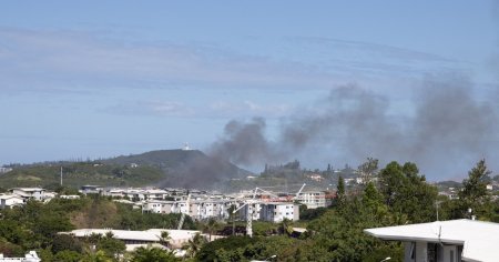 MAE: Inca un roman si-a semnalat prezenta in Nouza Caledonie, devastata de revolte