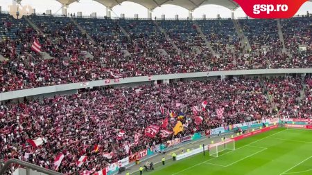 Dinamo - Csikszereda. Suporterii dinamovisti au dat startul show-ului pe stadion » Peste 30.000 de caini isi sustin favoritii