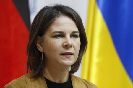 Vizita neanuntata la Kiev. Un oficial german are misiunea sa-i ridice moralul lui Zelenski