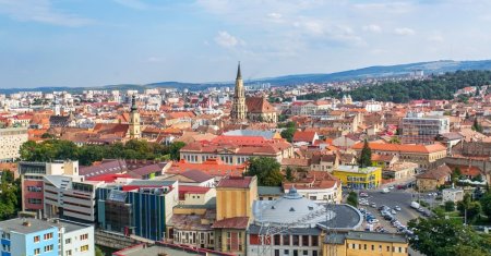 Cum au reactionat doua turiste din Marea Britanie cand au vazut cat costa o cafea in Cluj-Napoca: Oh,Doamne! VIDEO