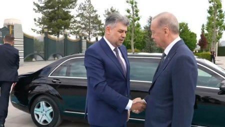 VIDEO. Marcel Ciolacu, primit la Palatul Prezidential de presedintele Turciei Recep Tayyip Erdogan cu 21 de salve de tun