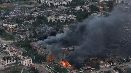 Rusii au mai sters de pe fata pamantului un oras ucrainean, pe care-l bombardeaza de 12 zile. Imagini ca dupa apocalipsa in Vovceansk | VIDEO