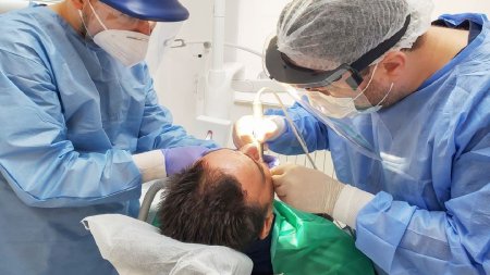 Ce trebuie sa faci inainte de operatia de implant dentar