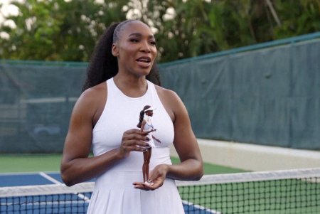 Venus Williams si alte opt sportive de top, omagiate prin crearea unor papusi Barbie cu imaginea lor