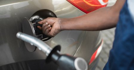 Cum va poate reduce stilul de condus costurile de combustibil cu 30-40%