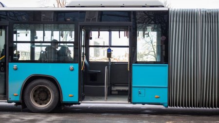 STB anunta trasee modificate pentru liniile 100, 203 si 205. Noile rute pe care vor circula autobuzele