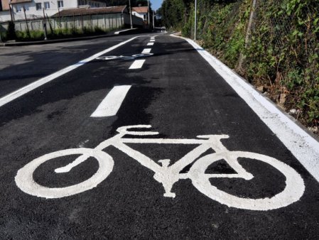 Primaria Caransebes investeste 8,8 mil. euro in piste de biciclete, trotuare si vehicule electrice