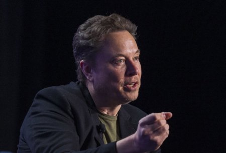 Elon Musk spune ca nu e de acord cu tarifele vamale impuse de Biden asupra vehiculelor electrice din China