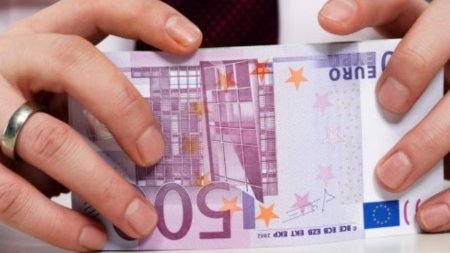 Romania se pregateste sa piarda jumatate de miliard de euro din PNRR. Guvernul nu cedeaza la cererile Comisiei si spera sa recupereze banii dupa alegeri