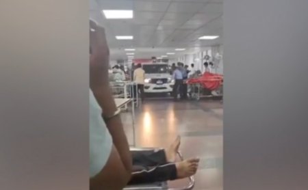 Scene suprarealiste in India: SUV-ul Politiei intra in spital pentru a aresta o asistenta