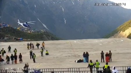 Elicopter scapat de sub control in timp incerca aterizarea pe o pista din Himalaya